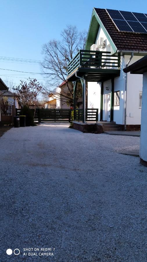 Bamboo Apartman Siófok Exteriör bild