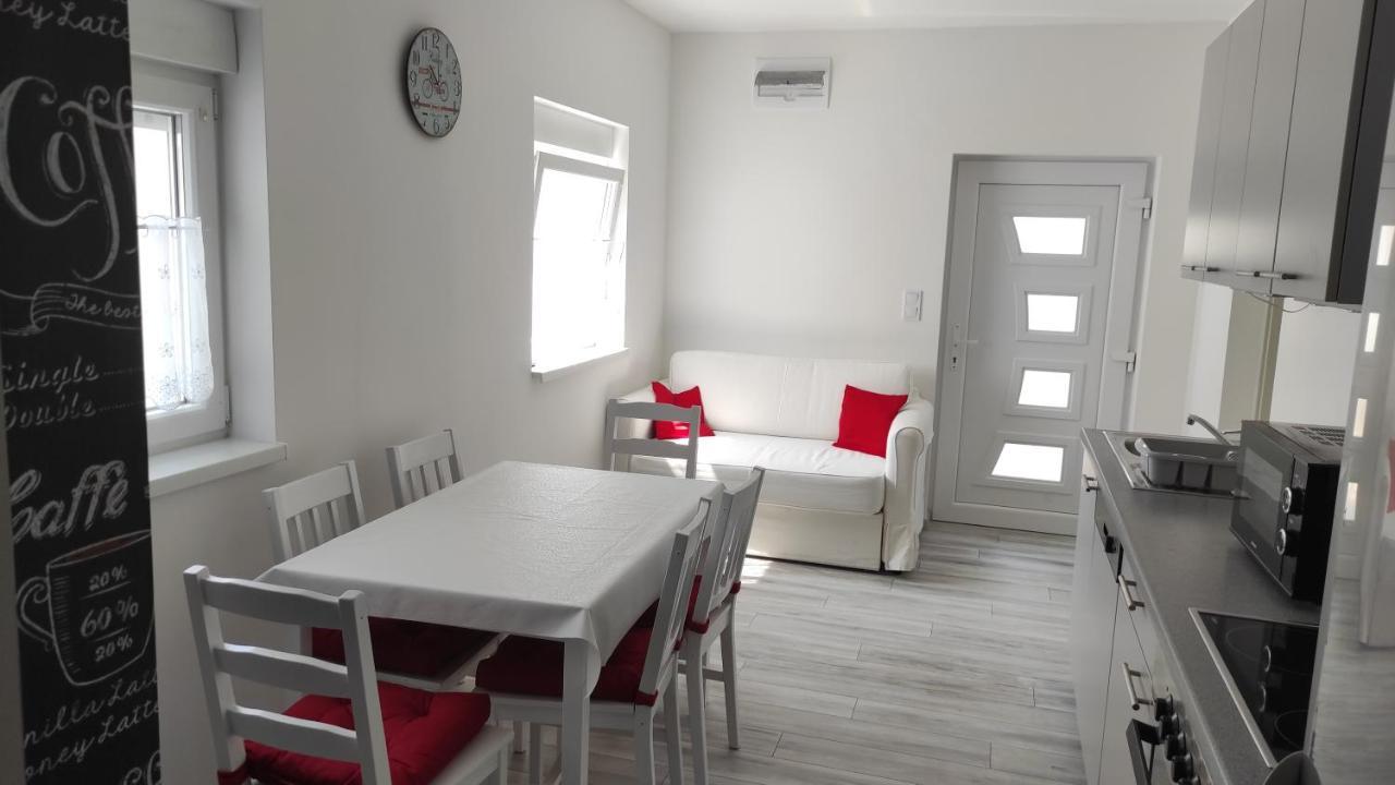 Bamboo Apartman Siófok Exteriör bild