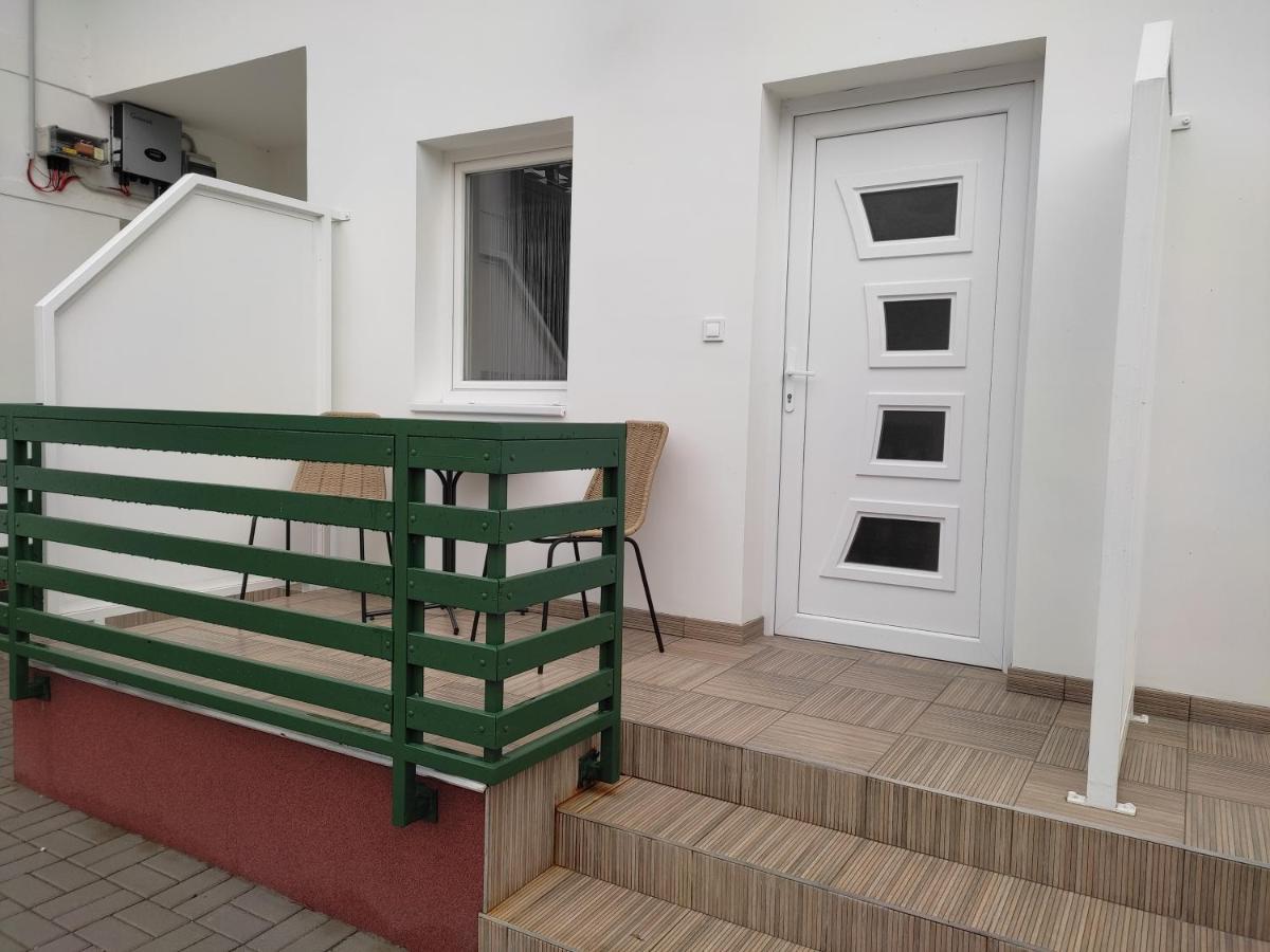 Bamboo Apartman Siófok Exteriör bild
